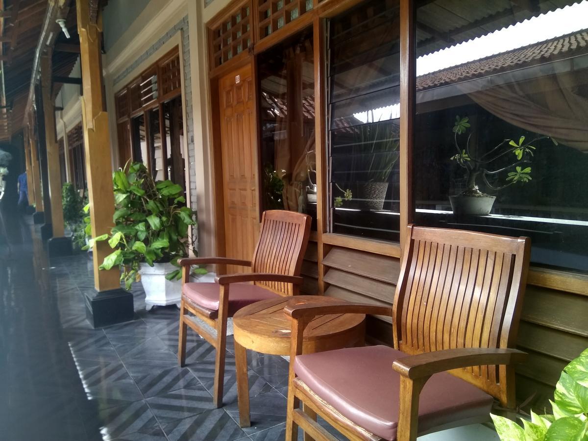 Rabasta Kuta Beach Inn Εξωτερικό φωτογραφία